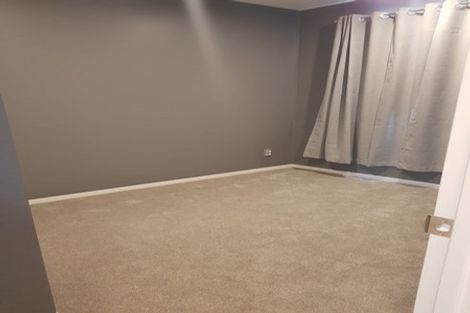 Photo of property in 16 Black Shed Road, Flat Bush, Auckland, 2019