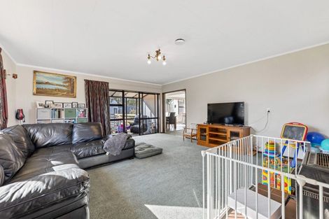 Photo of property in 6 Lomond Place, Mosgiel, 9024