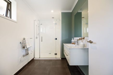 Photo of property in 5 Dove Grove, Westmorland, Christchurch, 8025