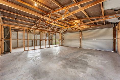 Photo of property in 36 Barrys Road, Glendene, Auckland, 0602