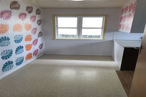 Photo of property in 16 Thompson Terrace, Manurewa, Auckland, 2102