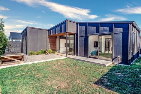 Photo of property in 15 Awatira Drive, Papamoa Beach, Papamoa, 3118