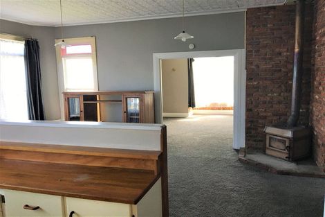 Photo of property in 64 James Street, Balclutha, 9230