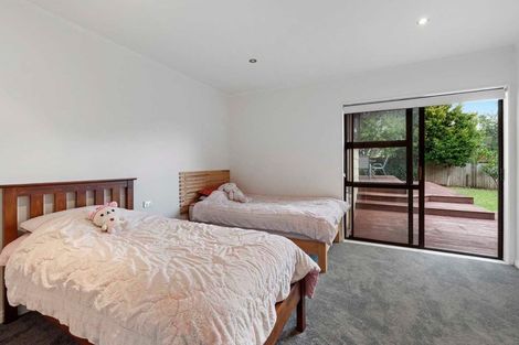 Photo of property in 29 Kennedy Avenue, Forrest Hill, Auckland, 0620