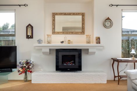 Photo of property in 520 Harewood Road, Harewood, Christchurch, 8051