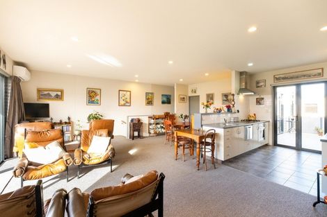 Photo of property in 11 Barry Street, Ahuriri, Napier, 4110