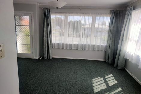 Photo of property in 1/3 Camp Street, Silverstream, Upper Hutt, 5019
