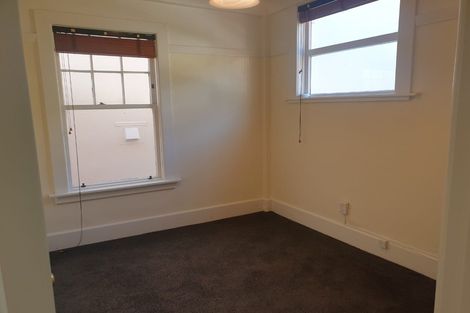 Photo of property in Inverleith Apartments, 5/306 Oriental Parade, Oriental Bay, Wellington, 6011