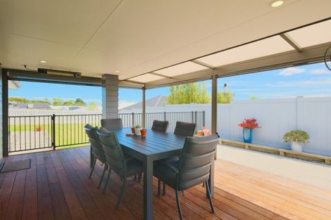 Photo of property in 3 Korokia Way, Richmond Heights, Taupo, 3330
