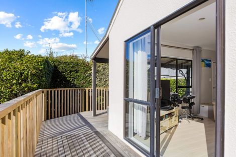 Photo of property in 2/78 Salisbury Road, Birkdale, Auckland, 0626