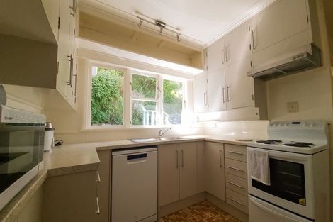 Photo of property in 1 Kohima Drive, Khandallah, Wellington, 6035