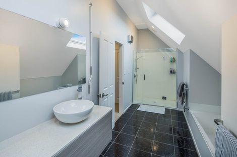 Photo of property in 7 Claverton Grove, Churton Park, Wellington, 6037