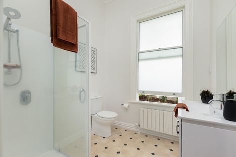 Photo of property in 25 Ngatiawa Street, Nelson South, Nelson, 7010