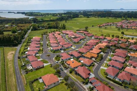 Photo of property in 30 Ballantyne Way, Aongatete, 3178