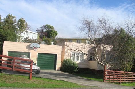 Photo of property in 1 Mepham Place, Ranui, Porirua, 5024