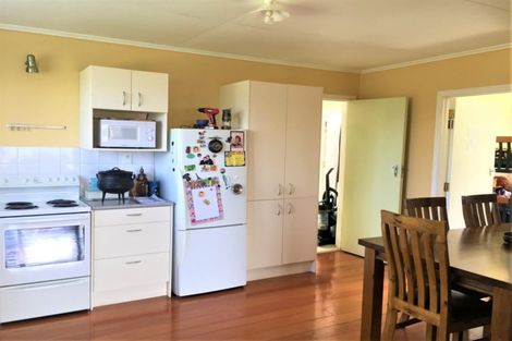 Photo of property in 2 Walker Terrace, Te Kopuru, 0391