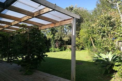 Photo of property in 39 Parrs Cross Road, Henderson, Auckland, 0612