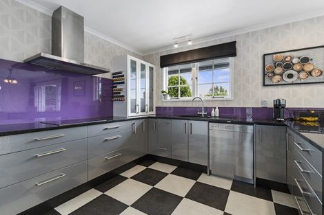 Photo of property in 10 Edwin Street, St Andrews, Hamilton, 3200