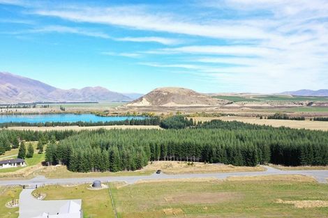 Photo of property in 73 The Drive, Twizel, 7999