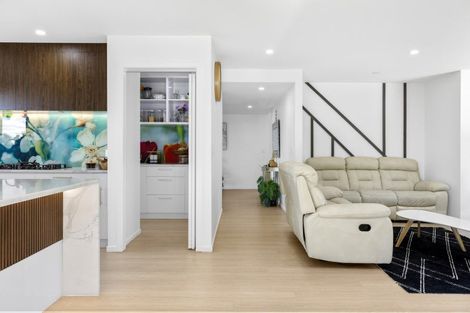 Photo of property in 5 Grandview Lane, Acacia Bay, 3385