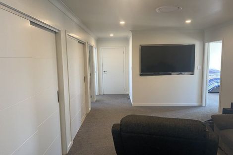 Photo of property in 21 Saint Michael Crescent, One Tree Point, 0118