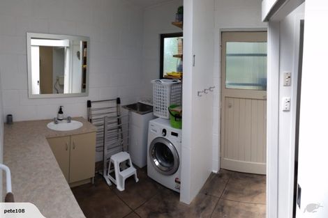 Photo of property in 20 Gillies Crescent, Waimarama, Havelock North, 4294