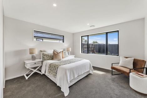 Photo of property in 8 Cam Mill Place, Rangiora, 7400