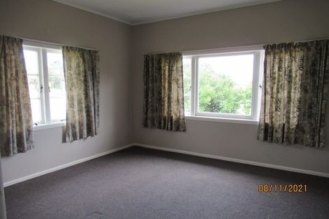 Photo of property in 20 Hastie Avenue, Mangere Bridge, Auckland, 2022