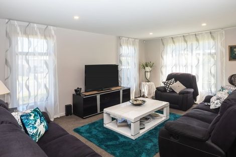 Photo of property in 8 Davaar Crescent, Broomfield, Christchurch, 8042