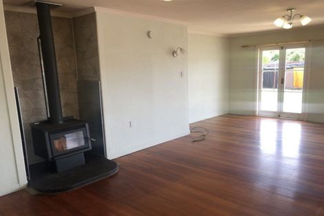 Photo of property in 22a Maire Street, Inglewood, 4330