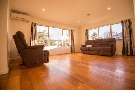 Photo of property in 34 Rush Creek Drive, Westgate, Auckland, 0614