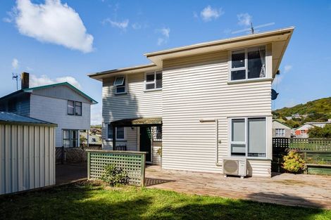 Photo of property in 112 Rangituhi Crescent, Takapuwahia, Porirua, 5022