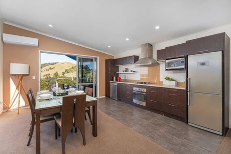 Photo of property in 16 Tironui Place, Whitianga, 3510