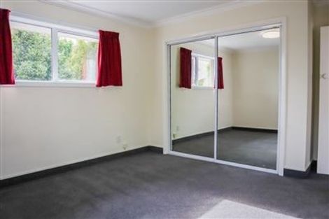 Photo of property in 229 Avonhead Road, Avonhead, Christchurch, 8042