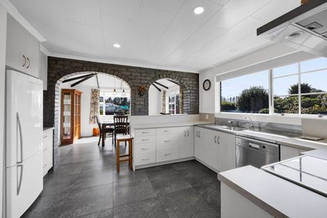 Photo of property in 5 Flint Road West, Stratford, 4332