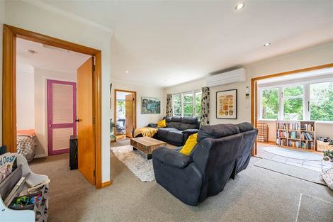 Photo of property in 38 Jocelyn Crescent, Pinehaven, Upper Hutt, 5019