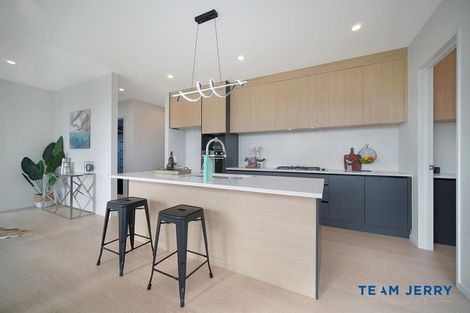 Photo of property in 1 Korowhiti Road, Clarks Beach, 2122