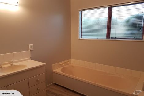 Photo of property in 2/32 Stanley Street, Wharewaka, Taupo, 3330