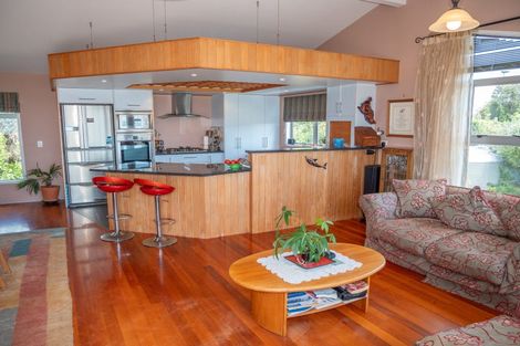 Photo of property in 43 Stratford Drive, Cable Bay, 0420