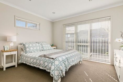 Photo of property in 9 Eaves Bush Parade, Orewa, 0931