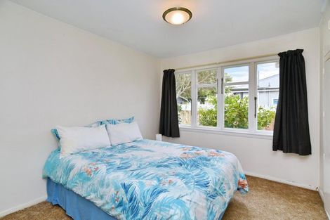 Photo of property in 37 Mackworth Street, Woolston, Christchurch, 8062