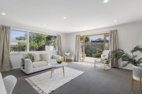 Photo of property in 5b Karaka Place, Somerfield, Christchurch, 8024