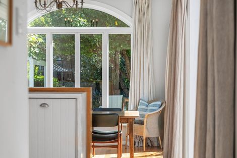 Photo of property in 43 Colombo Street, Cashmere, Christchurch, 8022