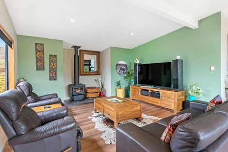 Photo of property in 29 Brook Street, Southbridge, 7602