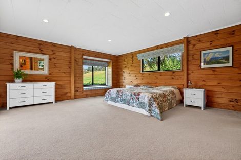 Photo of property in 178 Valley Road, Waimauku, 0881