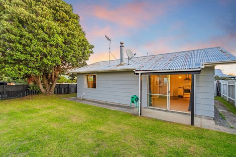 Photo of property in 95 Arawhata Road, Paraparaumu, 5032