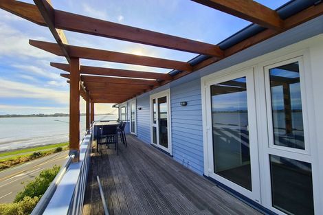 Photo of property in 28 Main Road, Mount Pleasant, Christchurch, 8081