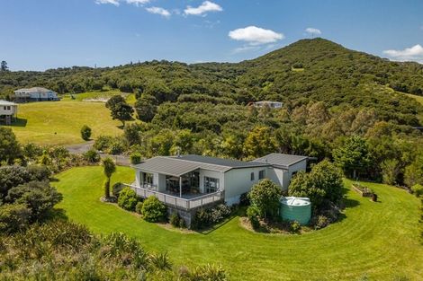 Photo of property in 15 Tikitiki Lane, Russell, 0272