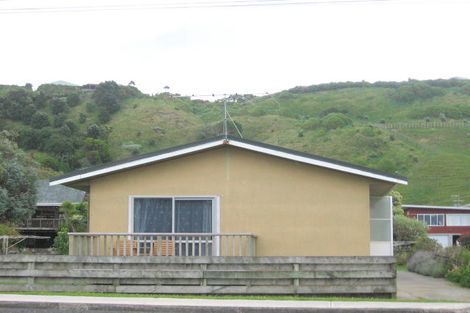 Photo of property in 55a Moana Road, Okitu, Gisborne, 4010