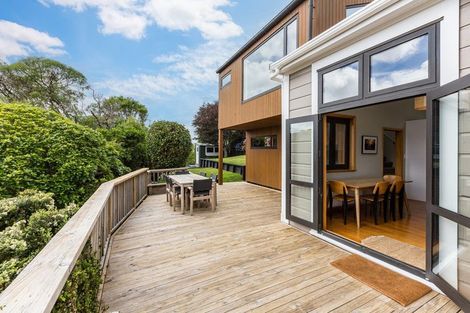 Photo of property in 37 Reuben Avenue, Brooklyn, Wellington, 6021